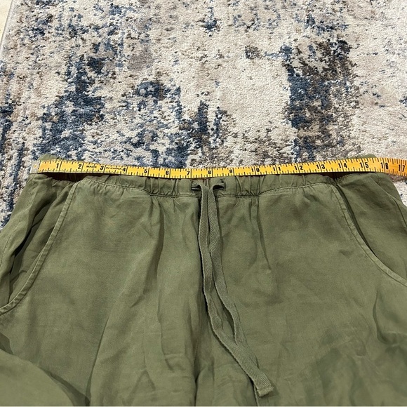 Cloth & Stone Green Straight Leg Light Weight Loose Trousers Size Medium - Picture 8 of 10